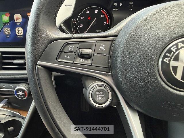 ALFA ROMEO Giulia 2018-10 8072654-12
