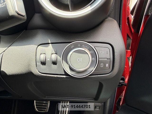 ALFA ROMEO Giulia 2018-10 8072654-16