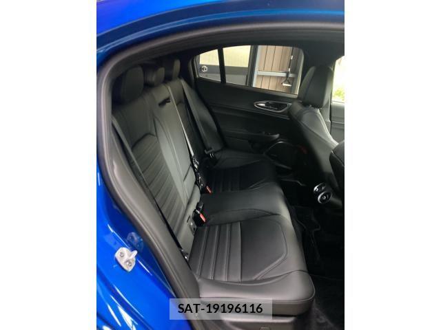 ALFA ROMEO Giulia 2022-12 8244438-12