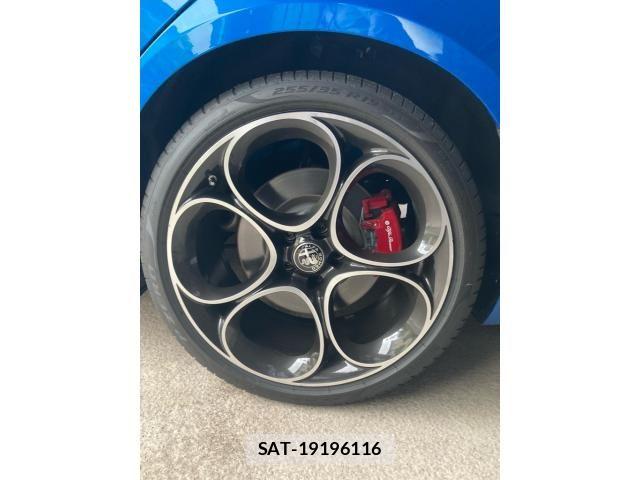ALFA ROMEO Giulia 2022-12 8244438-8