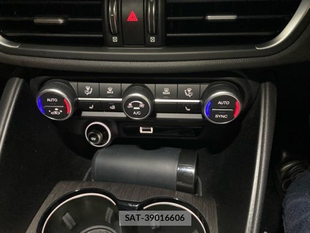 ALFA ROMEO Giulia 2022-05 8484737-15