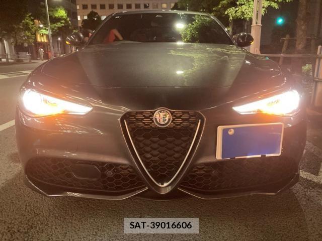 ALFA ROMEO Giulia 2022-05 8484737-4