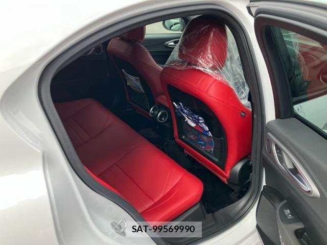 ALFA ROMEO Giulia 2024-12 8625596-13