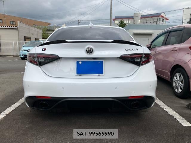 ALFA ROMEO Giulia 2024-12 8625596-3