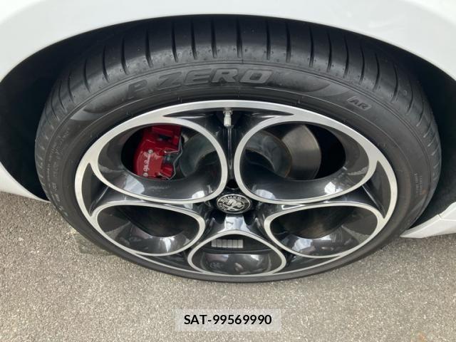 ALFA ROMEO Giulia 2024-12 8625596-7