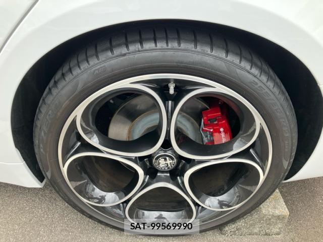 ALFA ROMEO Giulia 2024-12 8625596-8