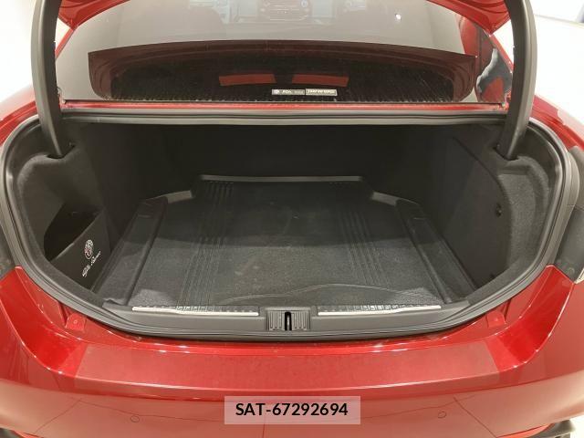 ALFA ROMEO Giulia 2017-12 8878476-20