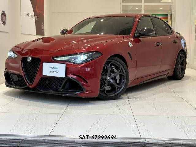 ALFA ROMEO Giulia 2017-12 8878476-29