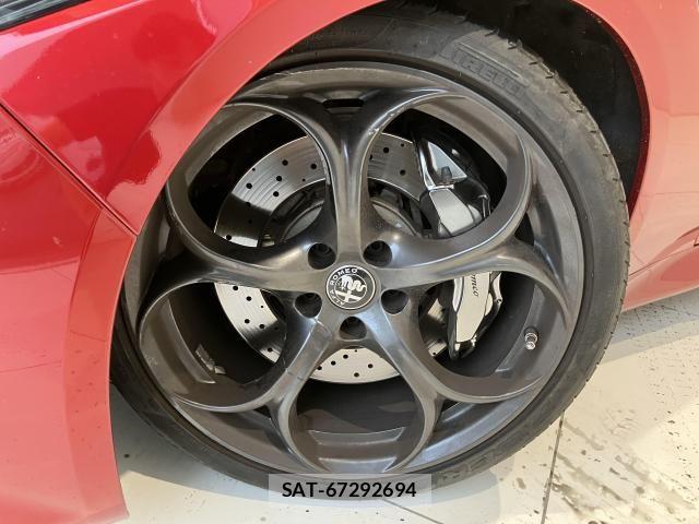 ALFA ROMEO Giulia 2017-12 8878476-3