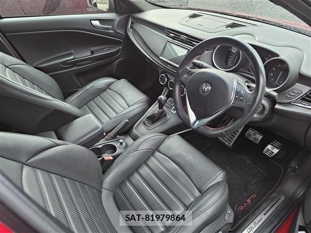 ALFA ROMEO GIULIETTA 2019-12 1657062-11