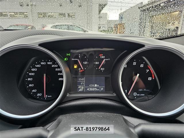 ALFA ROMEO GIULIETTA 2019-12 1657062-17