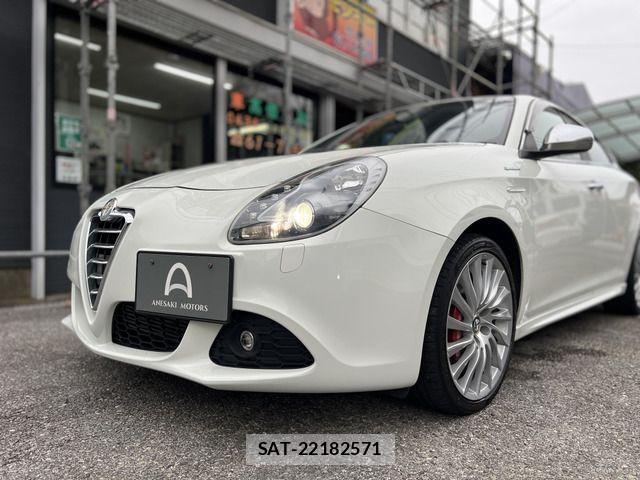 ALFA ROMEO GIULIETTA 2013-06 1818553-18