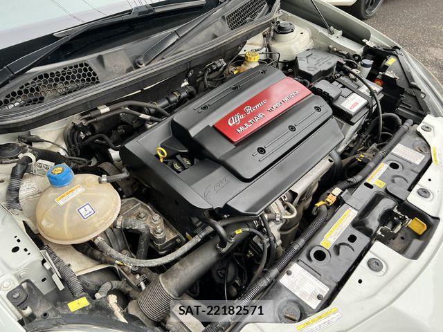 ALFA ROMEO GIULIETTA 2013-06 1818553-7