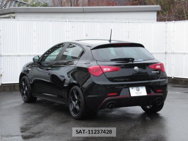 ALFA ROMEO GIULIETTA 2020-12 3355048-16
