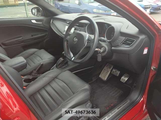 ALFA ROMEO GIULIETTA 2021-06 4419469-10