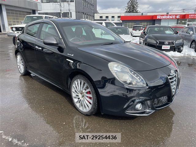 ALFA ROMEO GIULIETTA 2015-02 4585779-9