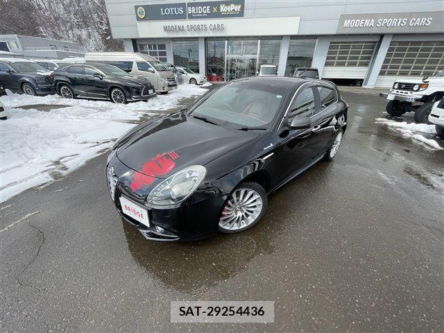 ALFA ROMEO GIULIETTA 2015-02 4585779-1