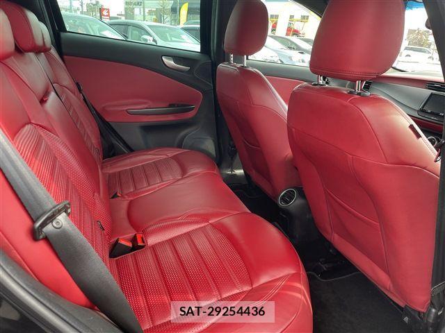 ALFA ROMEO GIULIETTA 2015-02 4585779-19
