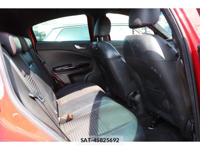 ALFA ROMEO GIULIETTA 2013-02 5859202-11