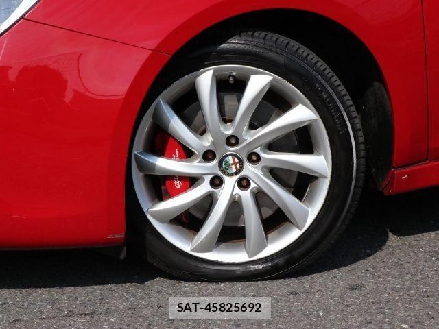 ALFA ROMEO GIULIETTA 2013-02 5859202-15
