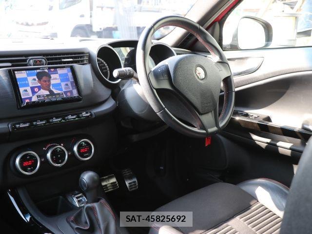 ALFA ROMEO GIULIETTA 2013-02 5859202-7