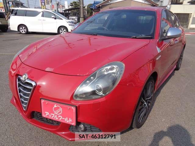 ALFA ROMEO GIULIETTA 2013-03 6008224-5
