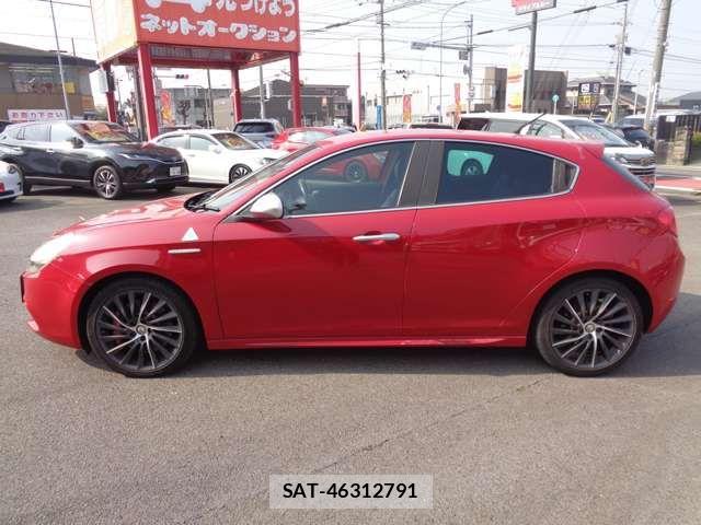 ALFA ROMEO GIULIETTA 2013-03 6008224-7
