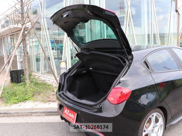 ALFA ROMEO GIULIETTA 2019-01 6008222-13