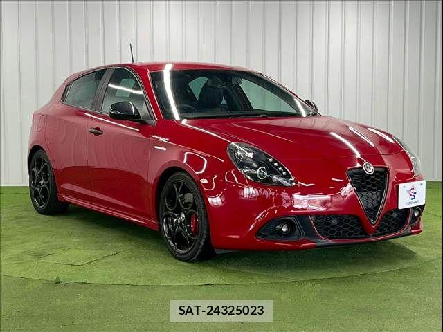 ALFA ROMEO GIULIETTA 2021-06 6275575-15