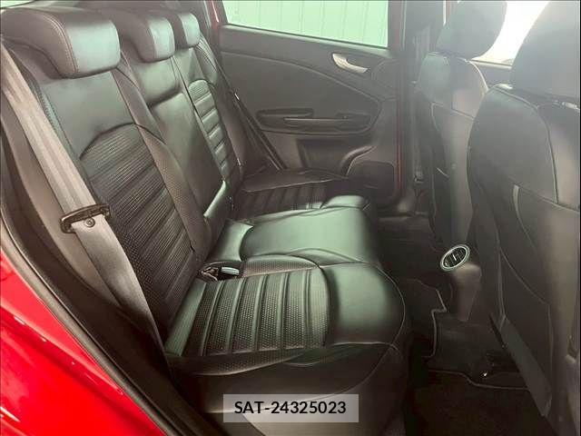 ALFA ROMEO GIULIETTA 2021-06 6275575-7