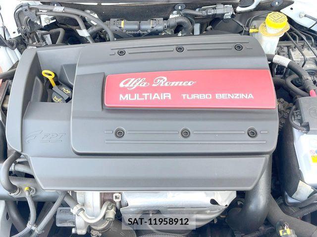 ALFA ROMEO GIULIETTA 2017-11 6494519-18