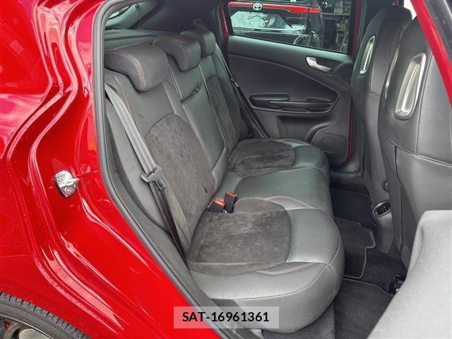 ALFA ROMEO GIULIETTA 2017-05 6610249-12