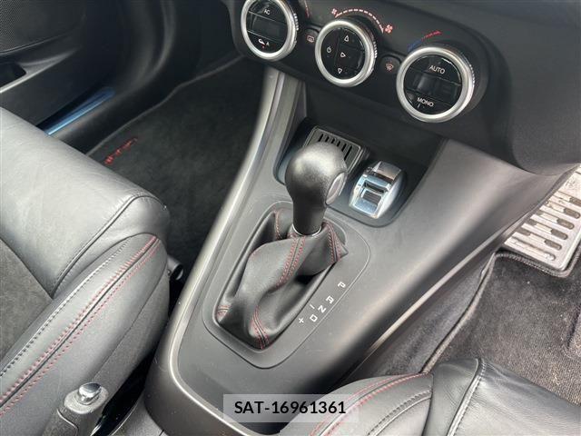 ALFA ROMEO GIULIETTA 2017-05 6610249-19