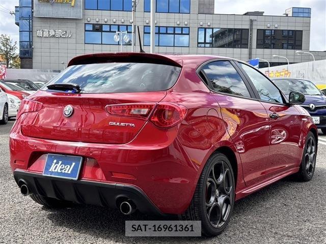 ALFA ROMEO GIULIETTA 2017-05 6610249-4