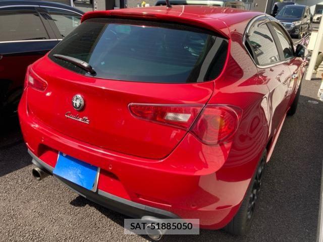 ALFA ROMEO GIULIETTA 2013-09 6669989-2