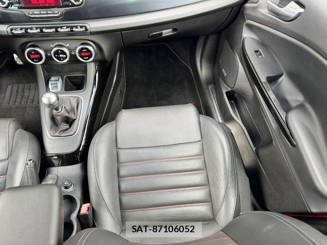 ALFA ROMEO GIULIETTA 2013-03 6674787-9