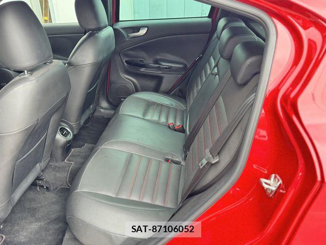 ALFA ROMEO GIULIETTA 2013-03 6674787-17