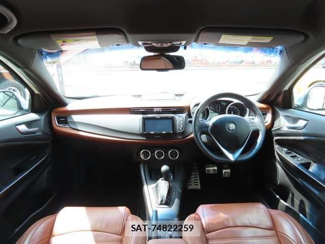 ALFA ROMEO GIULIETTA 2016-08 7213577-4