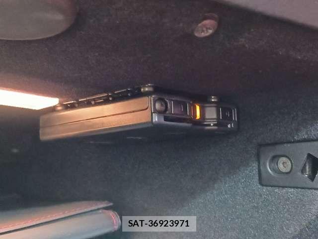ALFA ROMEO GIULIETTA 2021-05 7214046-19