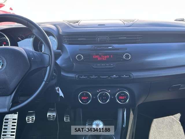 ALFA ROMEO GIULIETTA 2012-02 7325213-17