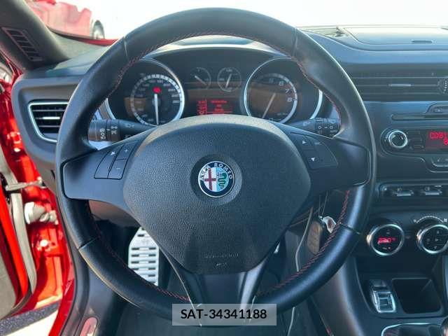 ALFA ROMEO GIULIETTA 2012-02 7325213-18
