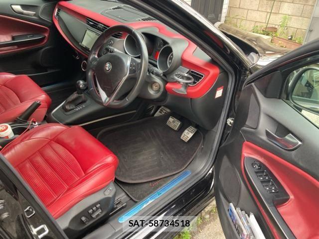 ALFA ROMEO GIULIETTA 2016-02 7325224-11