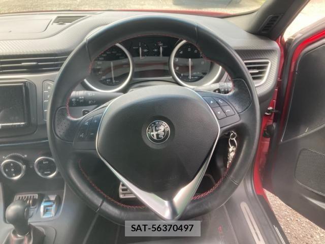 ALFA ROMEO GIULIETTA 2020-06 7508029-17