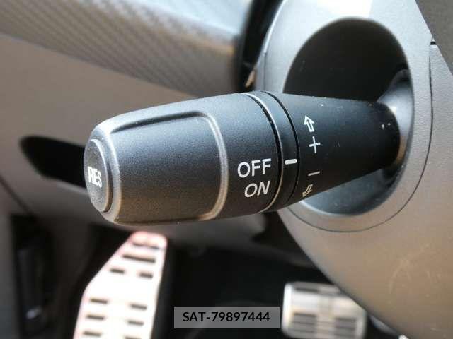 ALFA ROMEO GIULIETTA 2017-08 7499297-3