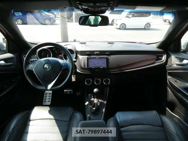 ALFA ROMEO GIULIETTA 2017-08 7499297-8