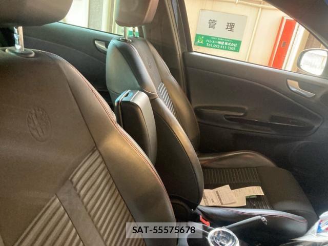 ALFA ROMEO GIULIETTA 2012-07 7499299-14