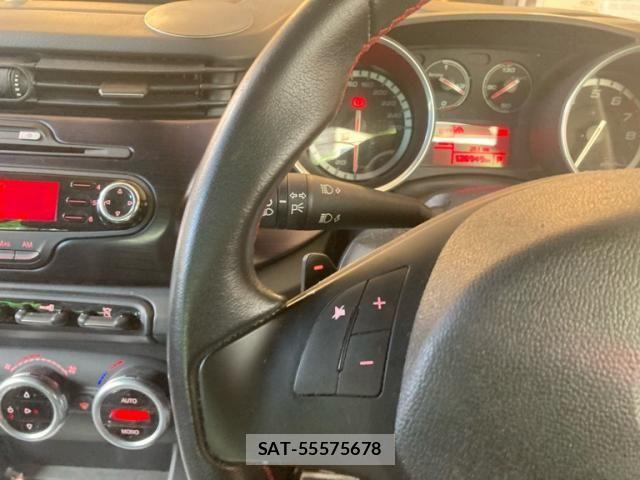 ALFA ROMEO GIULIETTA 2012-07 7499299-19