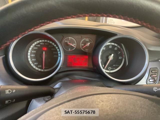ALFA ROMEO GIULIETTA 2012-07 7499299-21