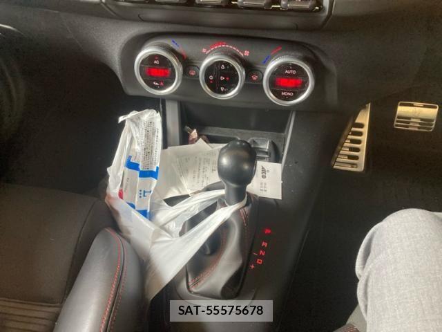 ALFA ROMEO GIULIETTA 2012-07 7499299-23