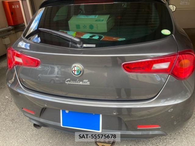 ALFA ROMEO GIULIETTA 2012-07 7499299-7